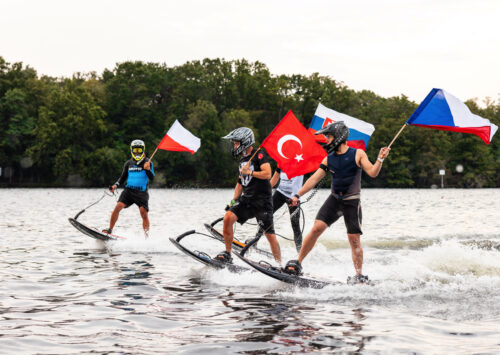 BERLIN SAW INTENSE MOTOSURF RACING WITH NEW FACES ON TOP!